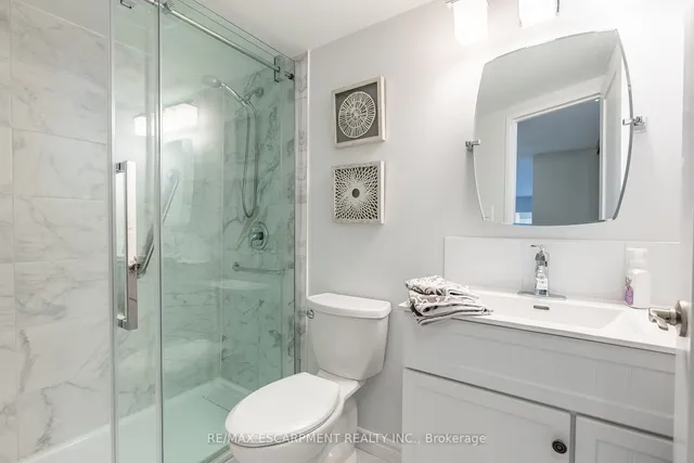 Additional image 19 of 2055 Upper Middle Rd Unit 306