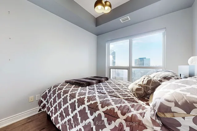 Additional image 15 of 181 Village Green Sq Unit 1218