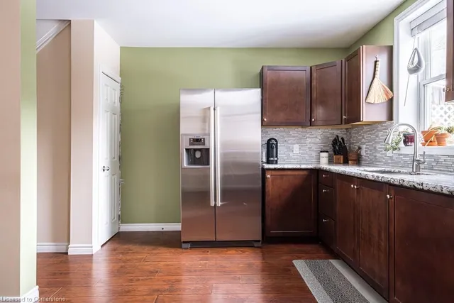 Additional image 18 of 14 Webber St