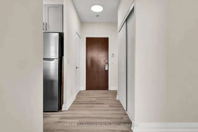 Additional image 17 of 151 Village Green Sq Unit PH09