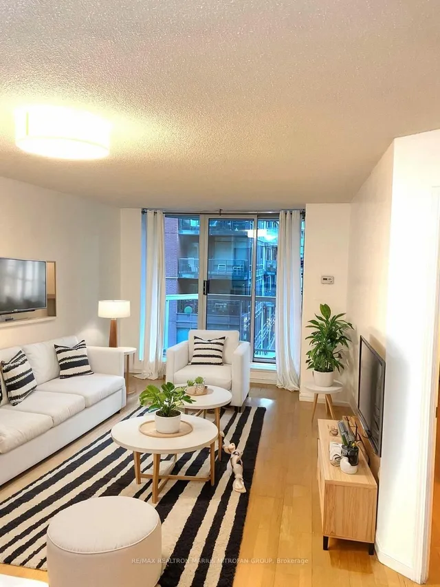 Additional image 4 of 330 Adelaide St Unit 605