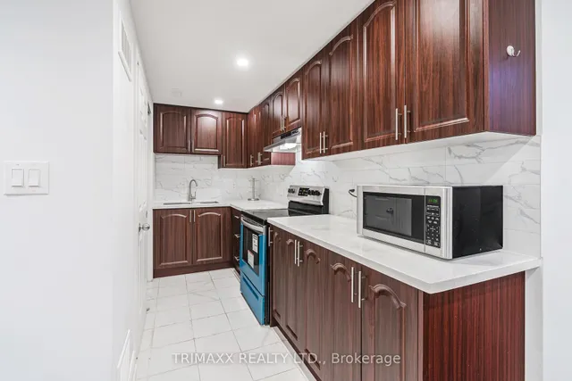 Additional image 48 of 68 Biddens Sq