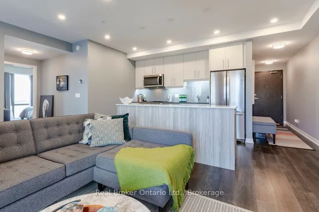 Additional image 6 of 15 QUEEN St Unit 507