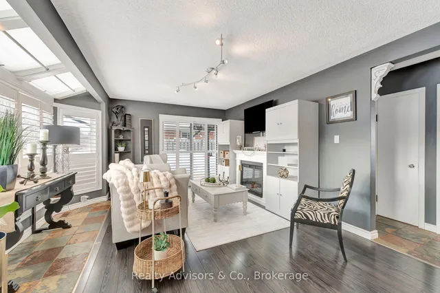 Additional image 9 of 924 Union St