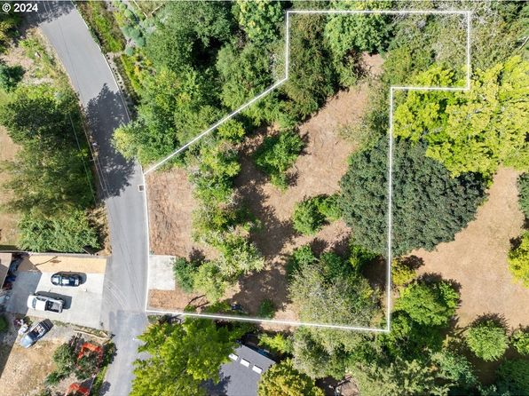 6233 SW Hamilton Way, Portland, OR 97221