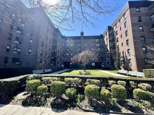 2220 Burnett St APT 3J, Brooklyn, NY 11229