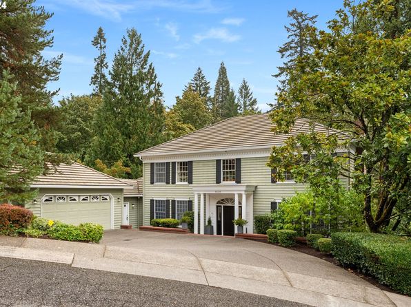 3620 SW 60th Pl, Portland, OR 97221