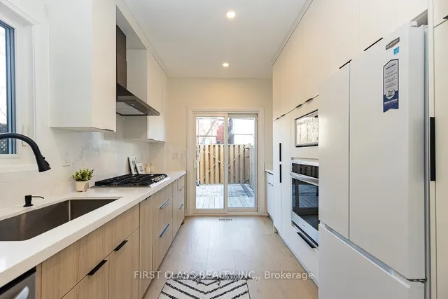 Additional image 8 of 28 Endean Ave