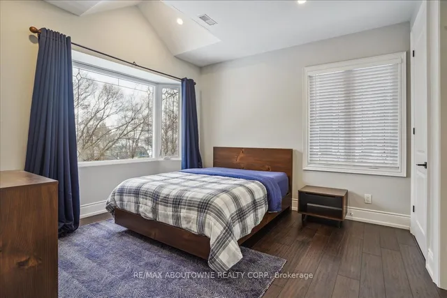 Additional image 35 of 332 Shoreview Rd