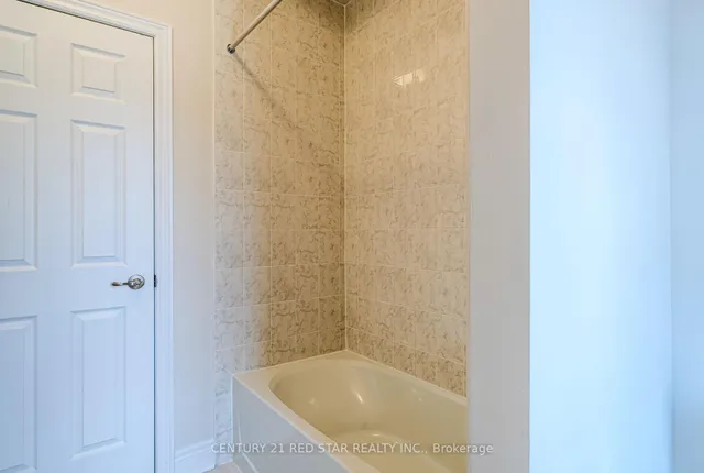 Additional image 15 of 34 Icon St