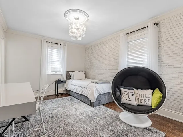 Additional image 23 of 528 Glengrove Ave