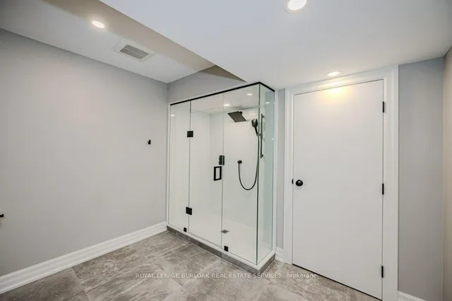 Additional image 28 of 6490 Panton St