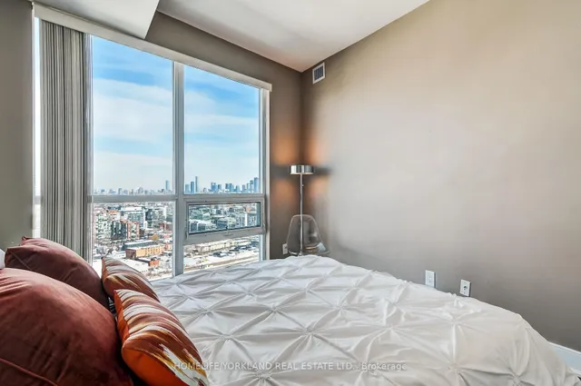 Additional image 18 of 219 Fort York Blvd Unit Lph02