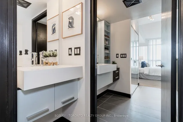 Additional image 26 of 38 Dan Leckie Way Unit 3011