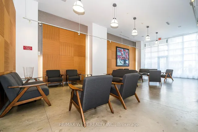 Additional image 47 of 380 Macpherson Ave Unit 333