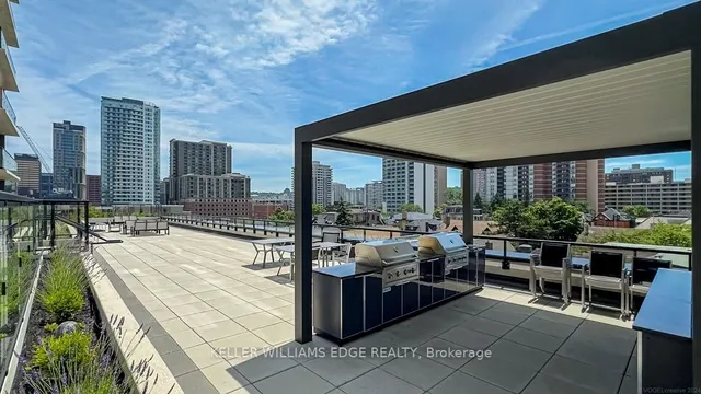 Additional image 39 of 15 Queen St Unit 902