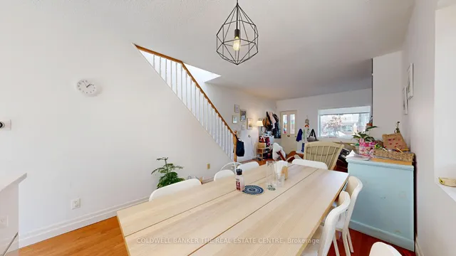 Additional image 4 of 395 Davisville Ave