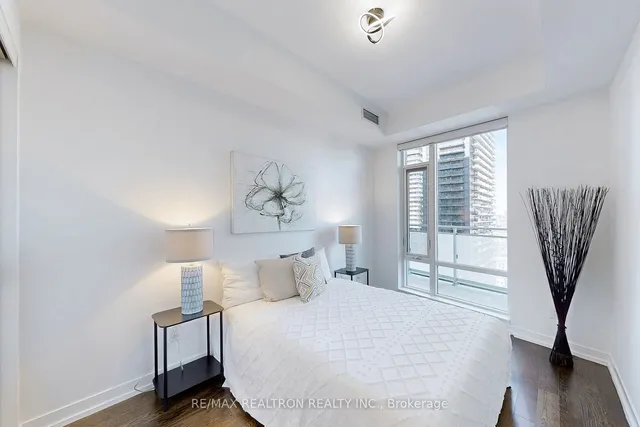 Additional image 18 of 21 Widmer St Unit 2402