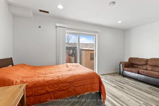 Additional image 31 of 17 Touchstone Dr