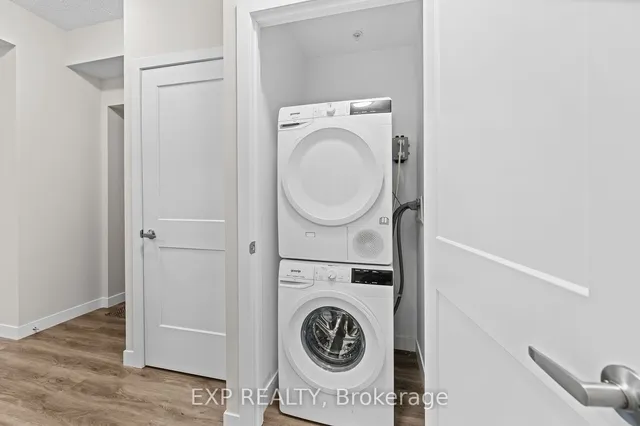 Additional image 19 of 15 Queen St Unit 601
