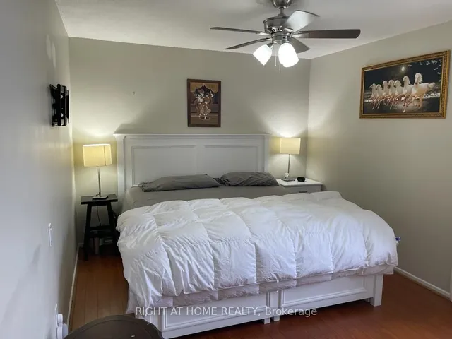 Additional image 13 of 260 Seneca Hill Dr Unit 1415