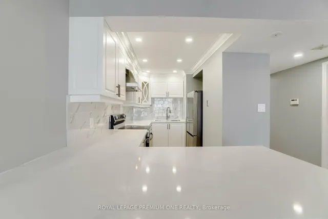 Additional image 9 of 195 Wynford Dr Unit 1008