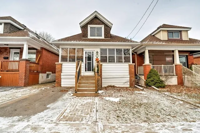 Additional image 4 of 64 Graham Ave