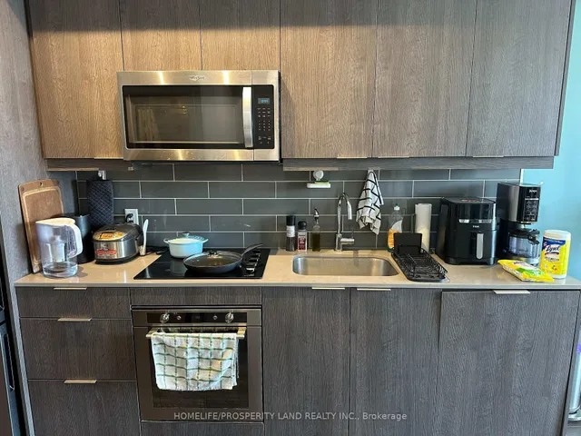 Additional image 15 of 36 Forest Manor Rd Unit 802