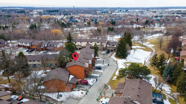 Additional image 40 of 49 Dawson Cres