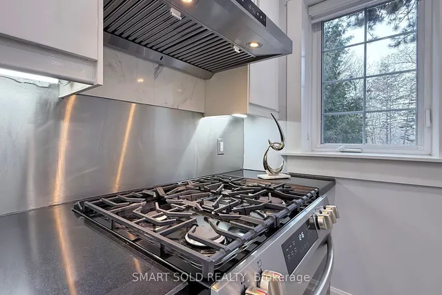 Additional image 18 of 328 Warren Rd