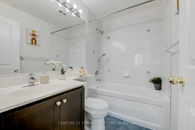 Additional image 30 of 90 Absolute Ave Unit 503