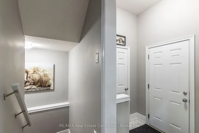 Additional image 15 of 616 Florencedale Cres