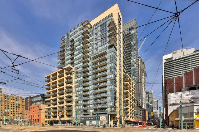 Additional image 35 of 438 King St Unit 2101