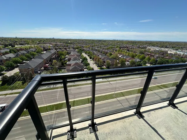 Additional image 18 of 405 Dundas St Unit PH15