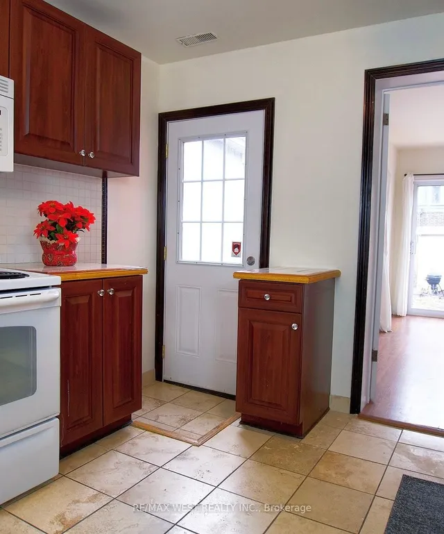 Additional image 6 of 15 Fourteenth St