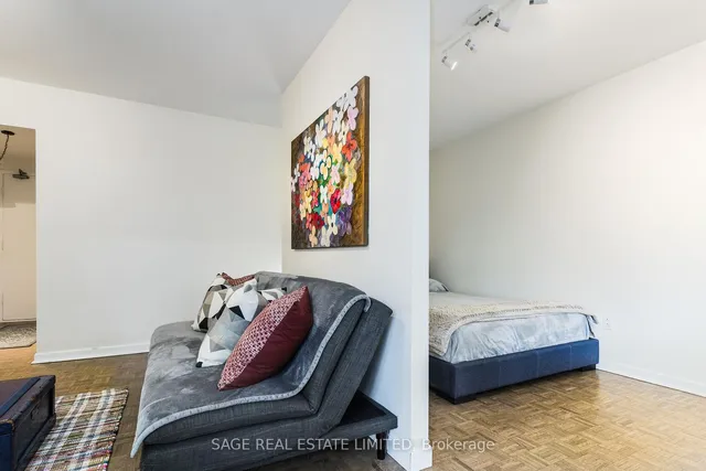 Additional image 14 of 575 Avenue Rd Unit 803