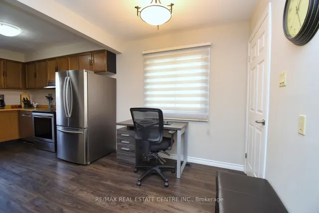 Additional image 12 of 56 Muscot Dr