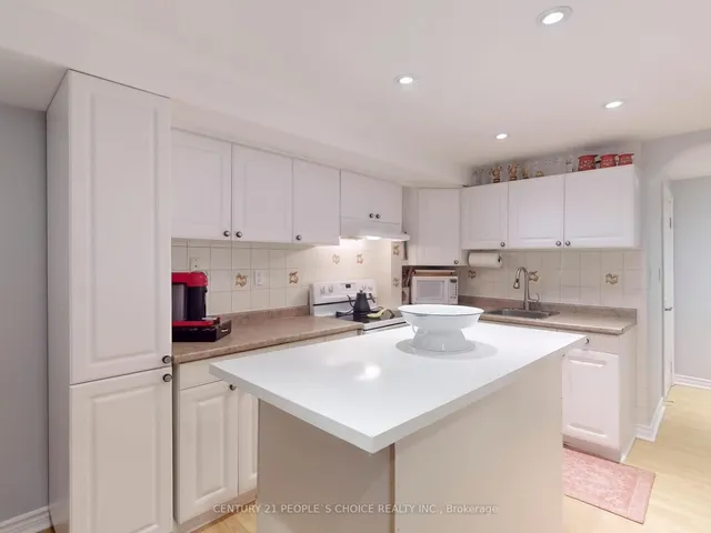 Additional image 33 of 5812 Sidmouth St