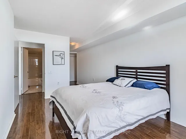 Additional image 19 of 650 Lawrence Ave Unit 646