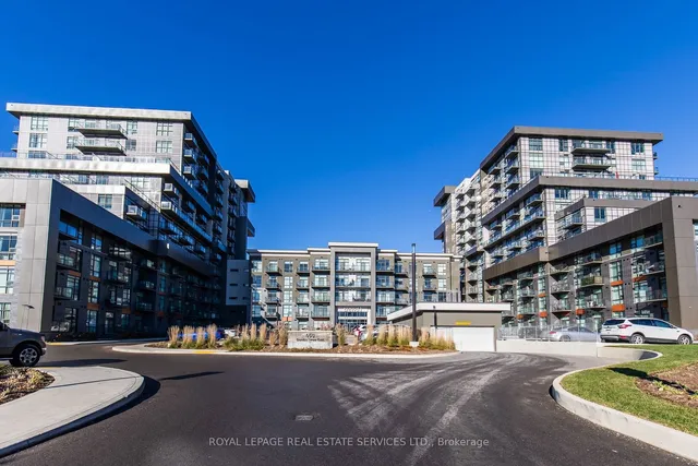 Additional image 40 of 450 Dundas St Unit 702