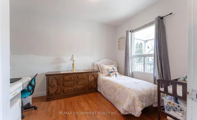 Additional image 16 of 174 East 24th St