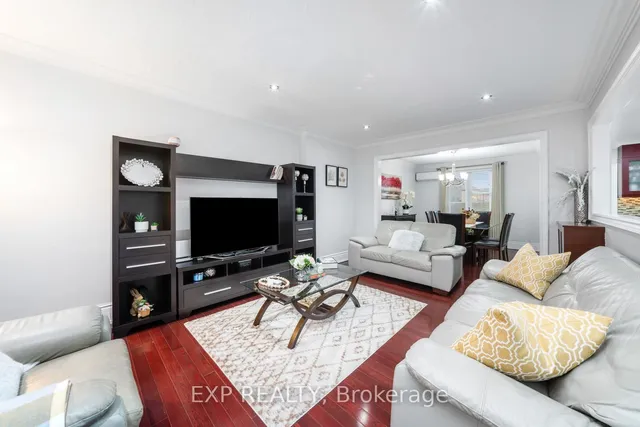 Additional image 4 of 2067 Eglinton Ave