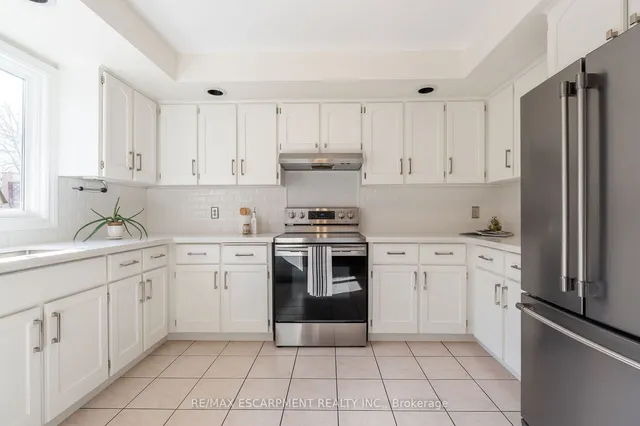 Additional image 12 of 7 Chert Ave