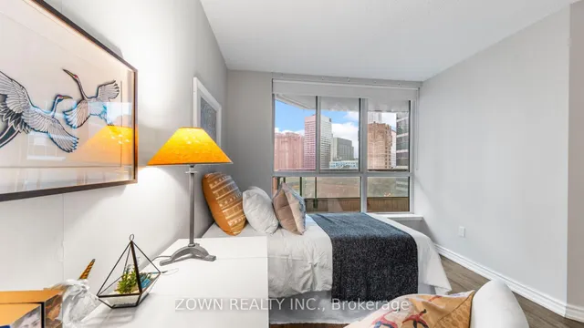 Additional image 39 of 38 Elm St Unit 711