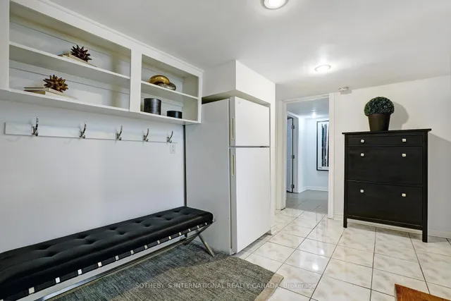 Additional image 20 of 19 Southvale Dr