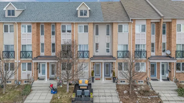 28 Market Garden Mews