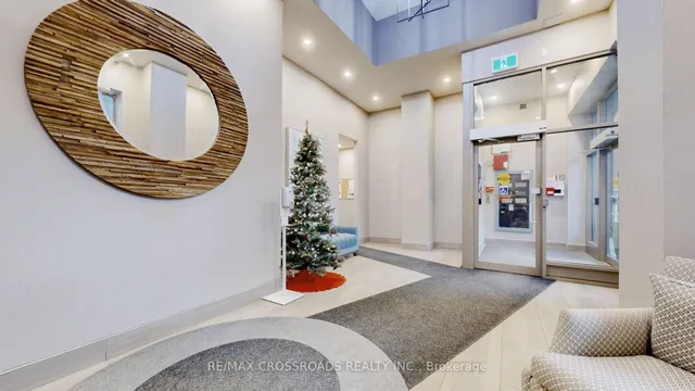 Additional image 4 of 18 Merton St Unit 716