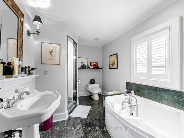 Additional image 28 of 237 Empress Ave