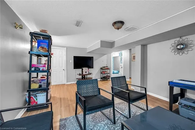 Additional image 31 of 940 Mohawk Rd