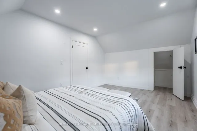 Additional image 24 of 27 Harvey St